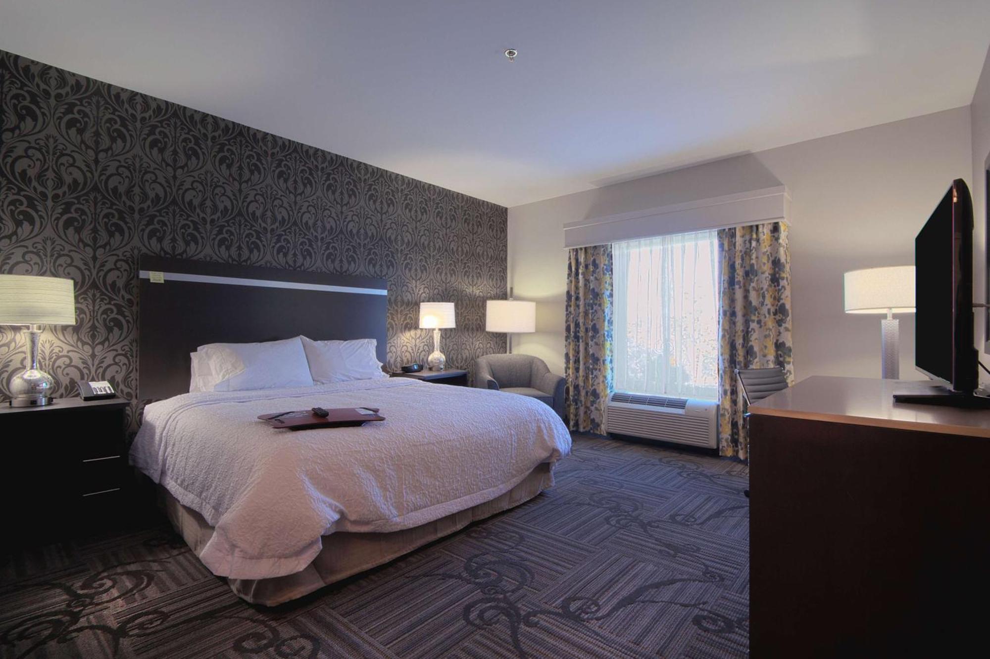 Hampton Inn & Suites Columbus/University Area Zewnętrze zdjęcie