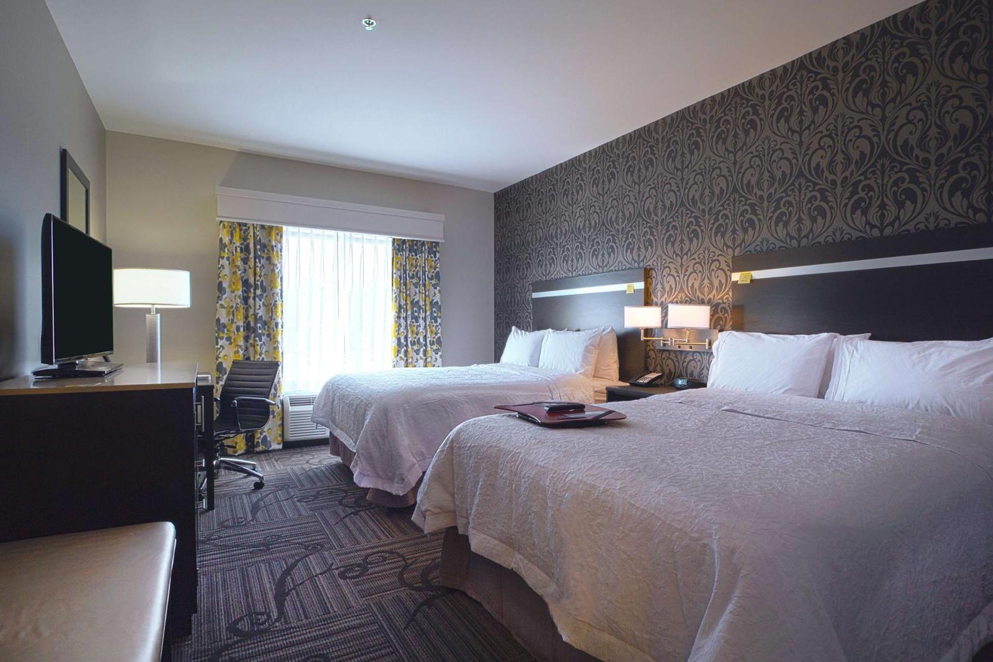 Hampton Inn & Suites Columbus/University Area Zewnętrze zdjęcie