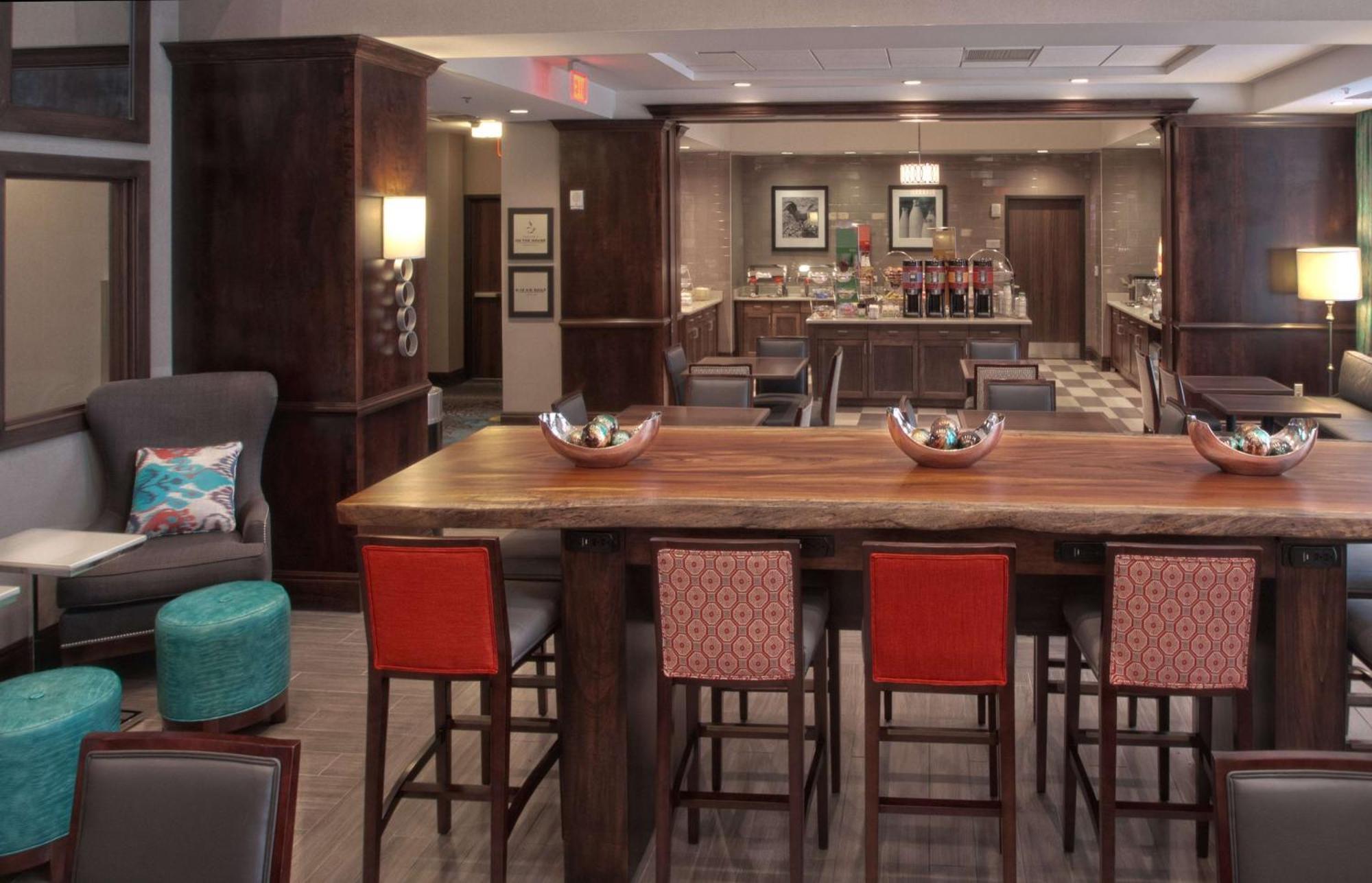 Hampton Inn & Suites Columbus/University Area Zewnętrze zdjęcie
