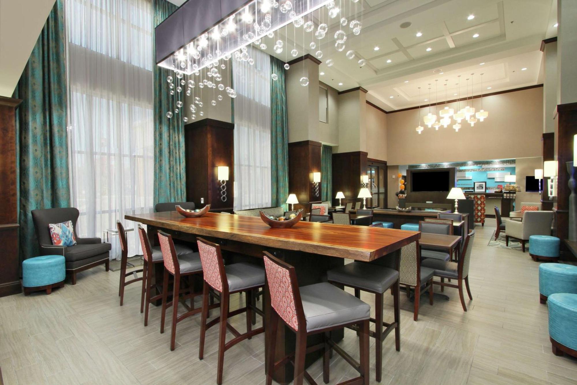Hampton Inn & Suites Columbus/University Area Zewnętrze zdjęcie
