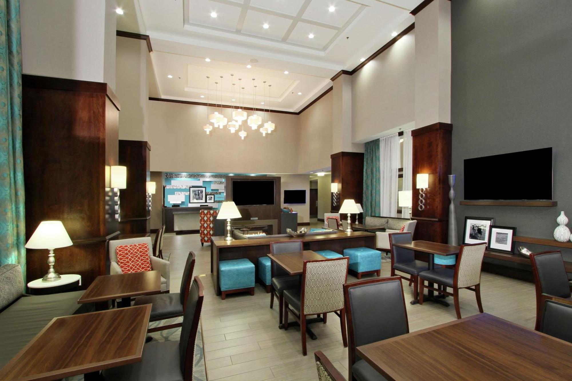 Hampton Inn & Suites Columbus/University Area Zewnętrze zdjęcie